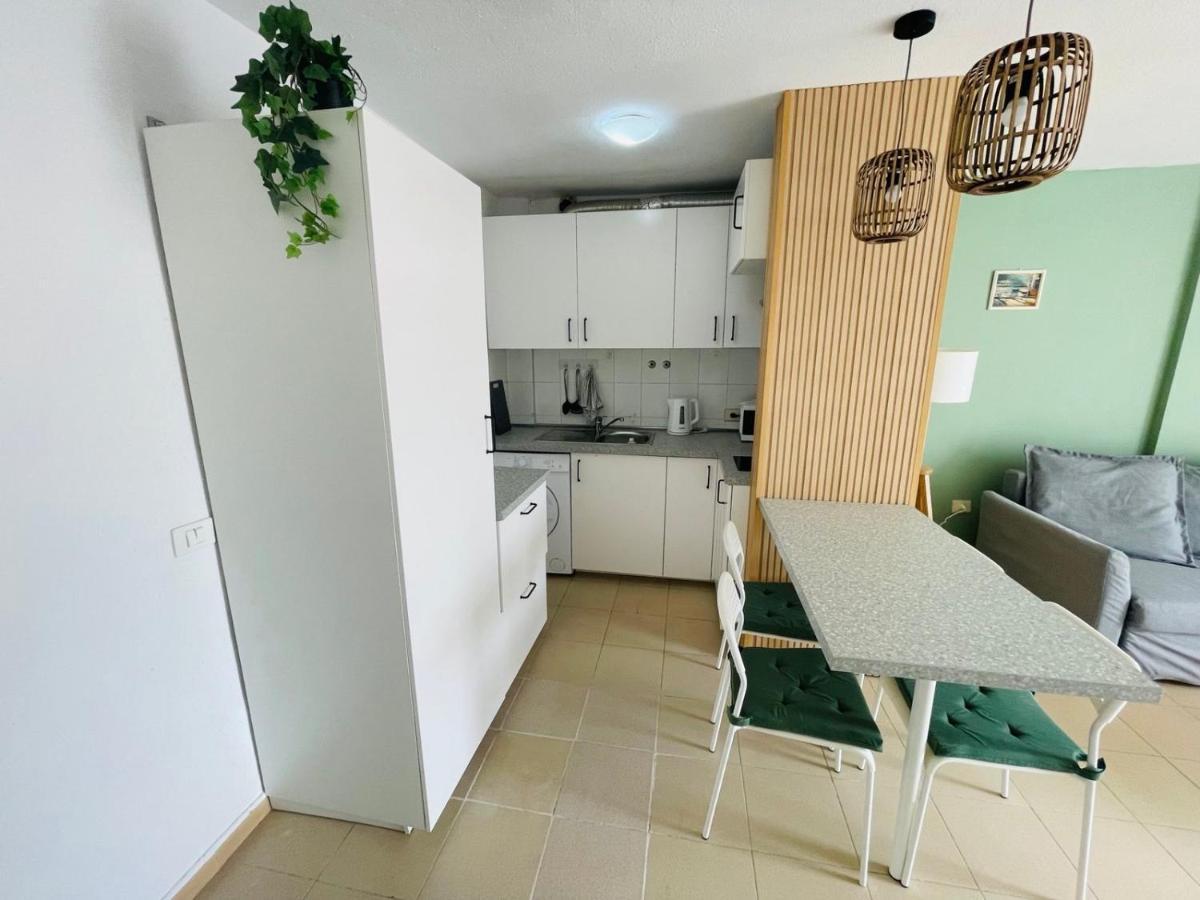 Alondras Park Mialsoma Apartment Arona  Eksteriør bilde